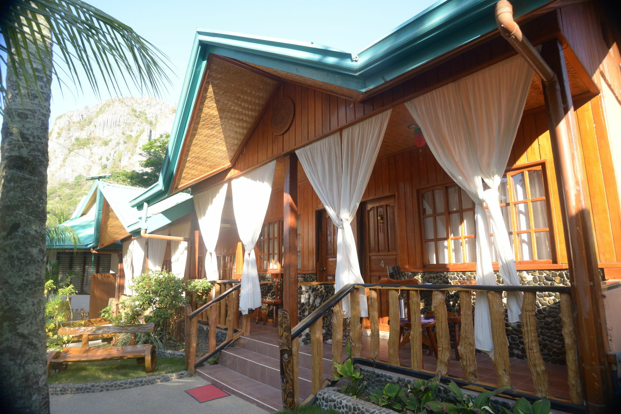 Jurias Garden Hotel El Nido Luaran gambar